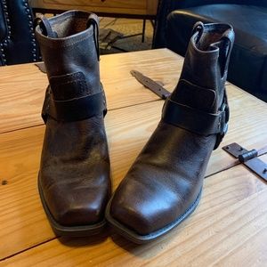 Leather Harness Buckle Pull on Boots Women's Size 10 Like NEW $60